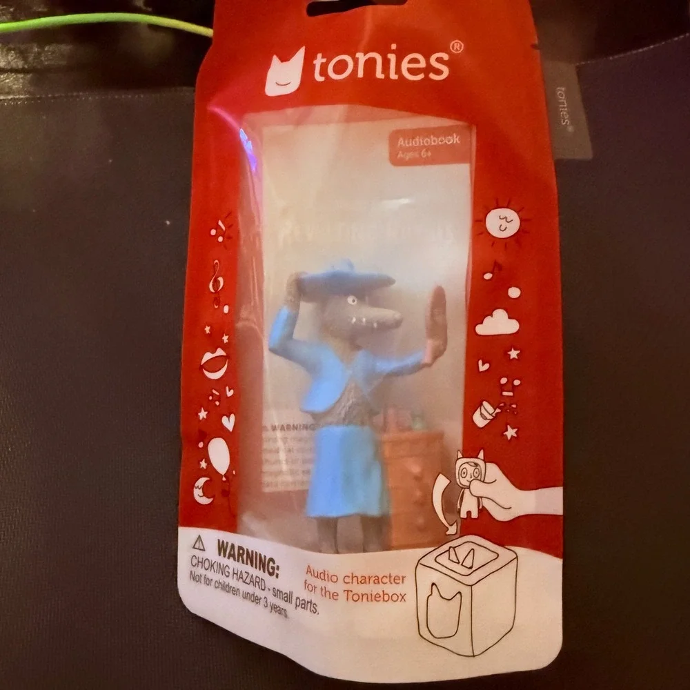 Tonies Revolting Rhymes Kids OS Blue New Roald Dahl Audio Character Wolf Figure